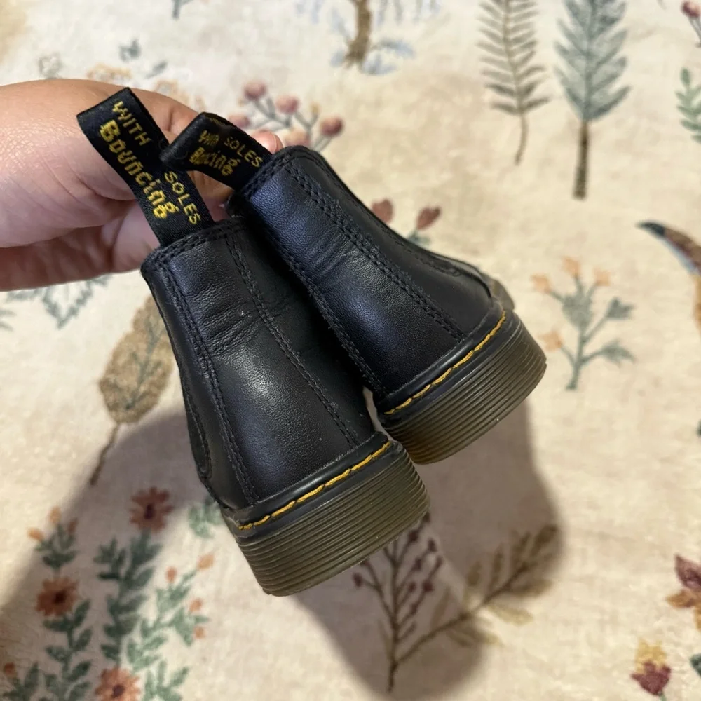 Dr. Martens 2976 Chelsea Boot - Baby / Toddler - Black 10